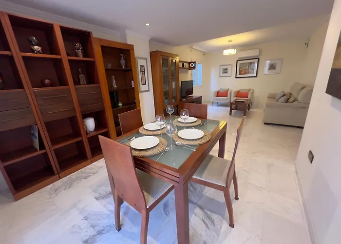 Juani In Playa Alamos Semesterbostad Torremolinos