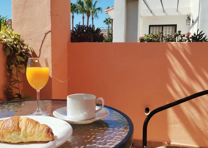 Juani In Playa Alamos * Torremolinos