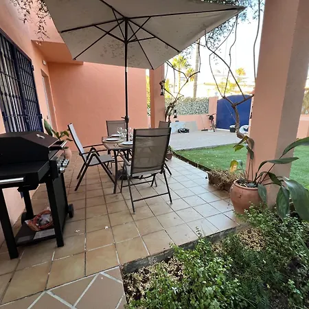 Juani In Playa Alamos توريمولينوس