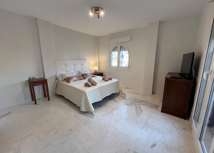 Juani In Playa Alamos Casa vacanze *